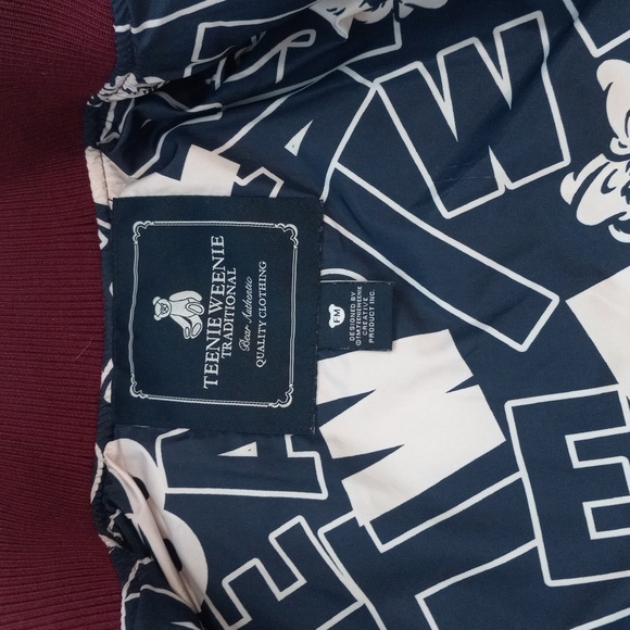 Women's Jacket - Picture 15 of 16